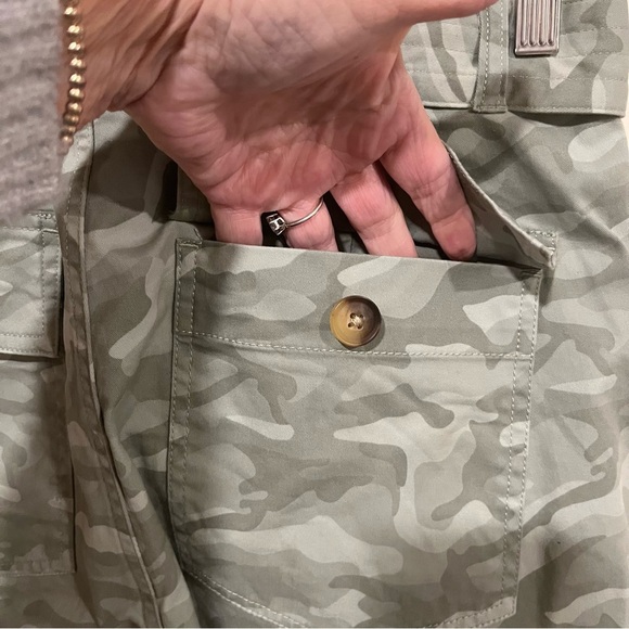 Vineyard Vines Green Camo Utility Pants Sz 8 - Picture 11 of 12